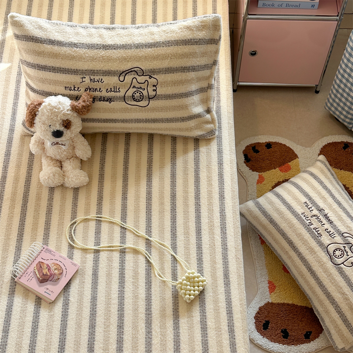 91家纺网 家纺一手货源 找家纺 暖生活 2026新款羊咩绒刺绣款床笠三件套 电话机