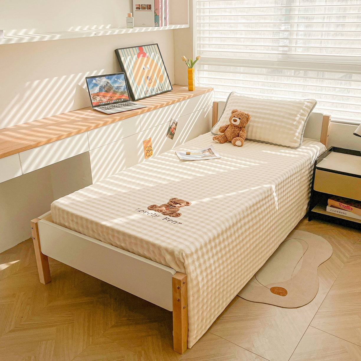 91家纺网 家纺一手货源 找家纺 （总）爱思凯家纺 2025新款学生儿童房泡泡绒床单-松饼熊