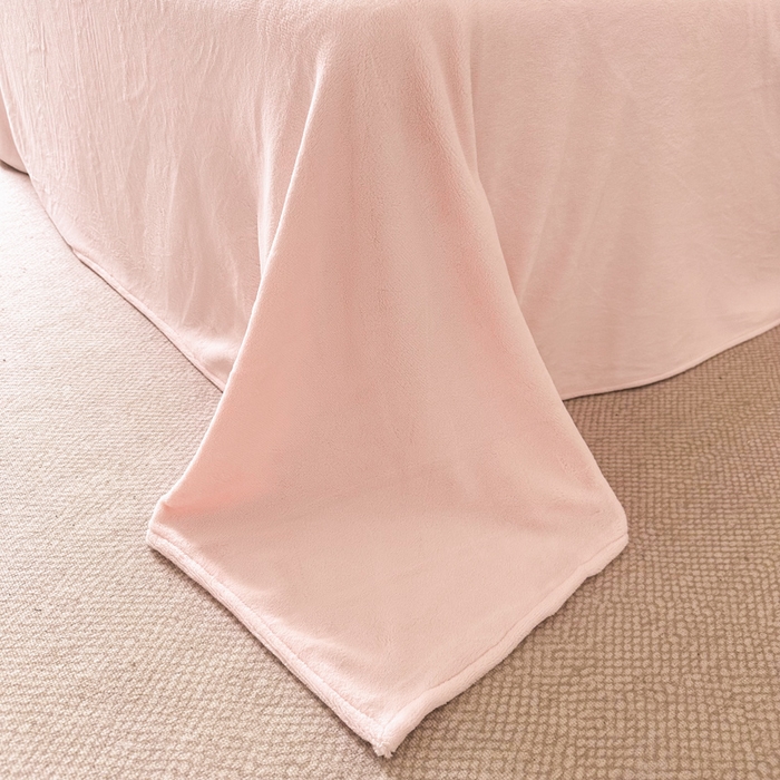 91家纺网 家纺一手货源 找家纺 帝王家纺 2025新款冬季刺绣加厚保暖烫金牛奶绒四件套珊瑚绒轻奢高级感 柔粉