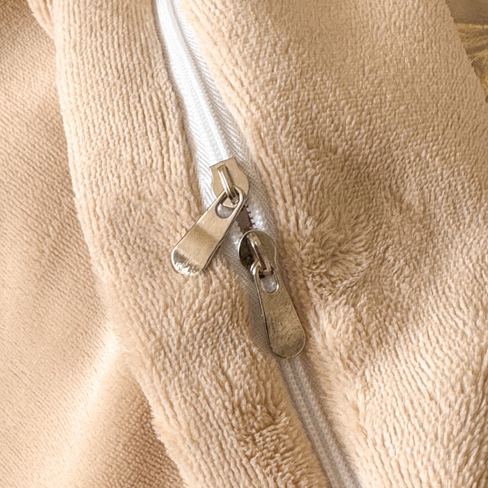 91家纺网 家纺一手货源 找家纺 帝王家纺 2025新款冬季刺绣加厚保暖烫金牛奶绒四件套珊瑚绒轻奢高级感 香槟