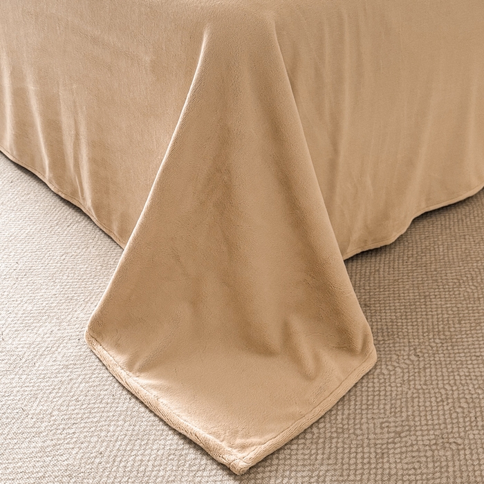 91家纺网 家纺一手货源 找家纺 帝王家纺 2025新款冬季刺绣加厚保暖烫金牛奶绒四件套珊瑚绒轻奢高级感 香槟