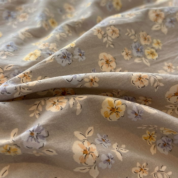 91家纺网 家纺一手货源 找家纺 仟网汇 2025新款古法水洗仿棉云感纱四件套 白兰地