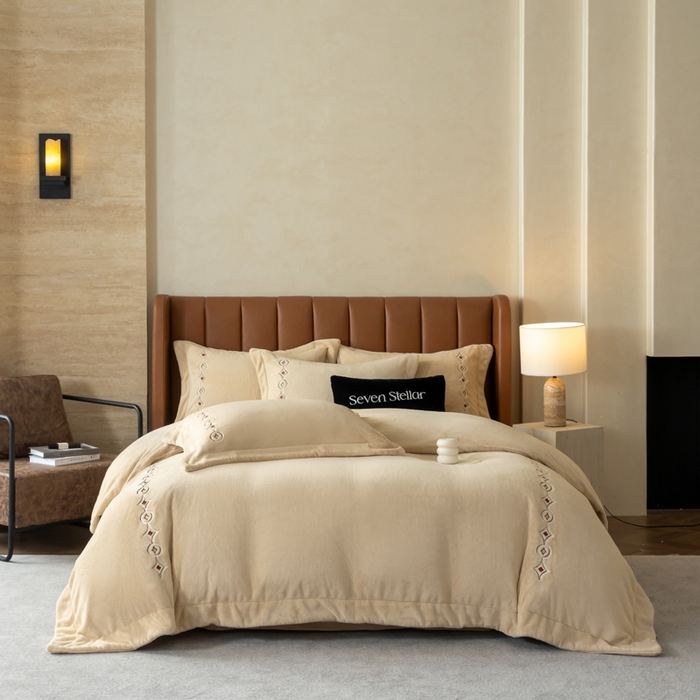 91家纺网 家纺一手货源 找家纺 （总）女子家纺 2025新款超细旦奶丝绒四件套-Lucky 幸运系列