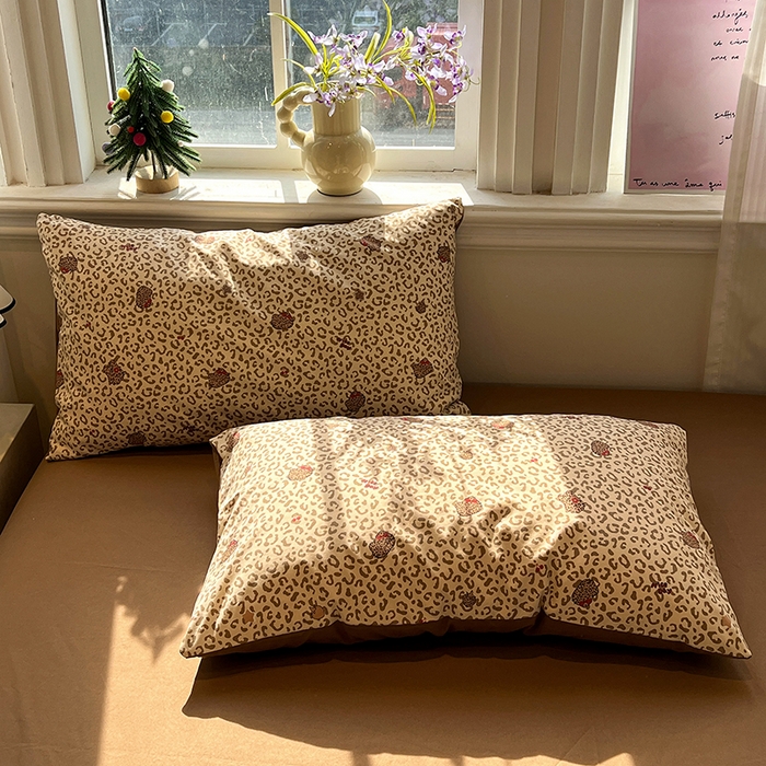 91家纺网 家纺一手货源 找家纺 仟网汇 2025新款古法水洗仿棉云感纱四件套 豹纹喵咖