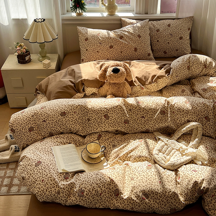 91家纺网 家纺一手货源 找家纺 仟网汇 2025新款古法水洗仿棉云感纱四件套 豹纹喵咖