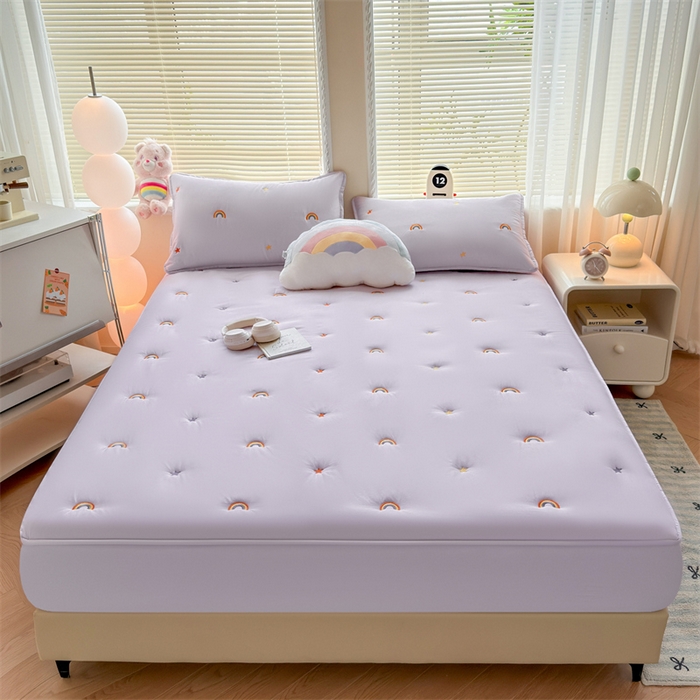 91家纺网 家纺一手货源 找家纺 糯米猪家纺 2025新款A类卡皮巴拉全棉夹棉床笠 彩虹-紫