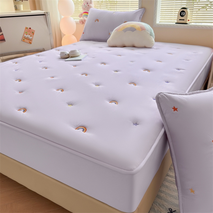 91家纺网 家纺一手货源 找家纺 糯米猪家纺 2025新款A类卡皮巴拉全棉夹棉床笠 彩虹-紫