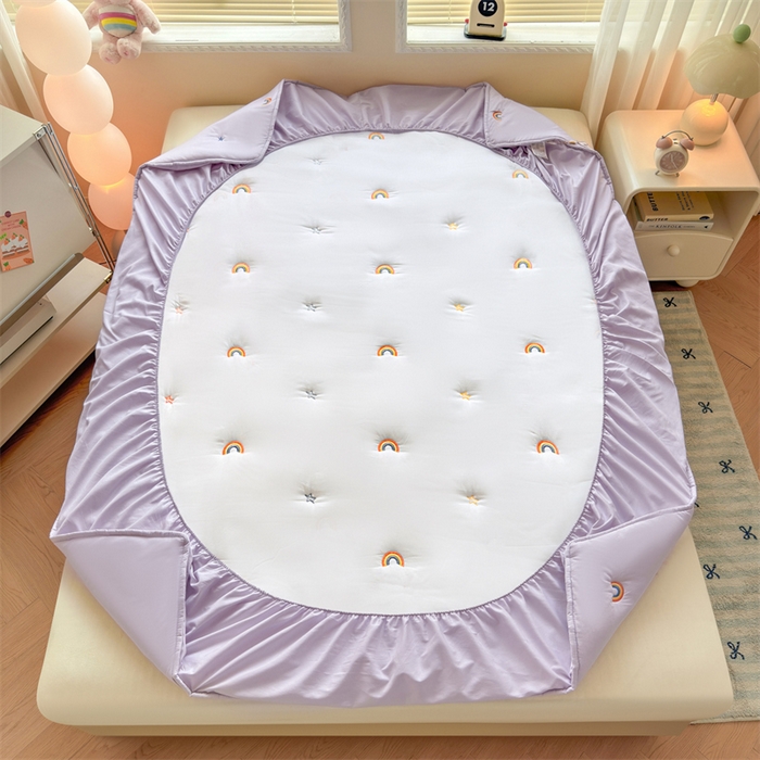 91家纺网 家纺一手货源 找家纺 糯米猪家纺 2025新款A类卡皮巴拉全棉夹棉床笠 彩虹-紫