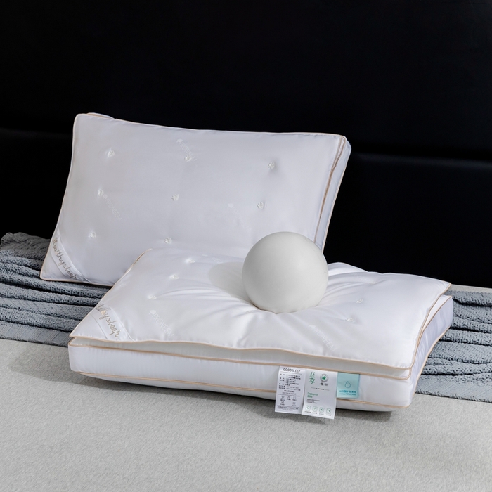 91家纺网 家纺一手货源 找家纺 （总）星芯合家纺 2025新款鹅绒分区护颈枕枕头枕芯