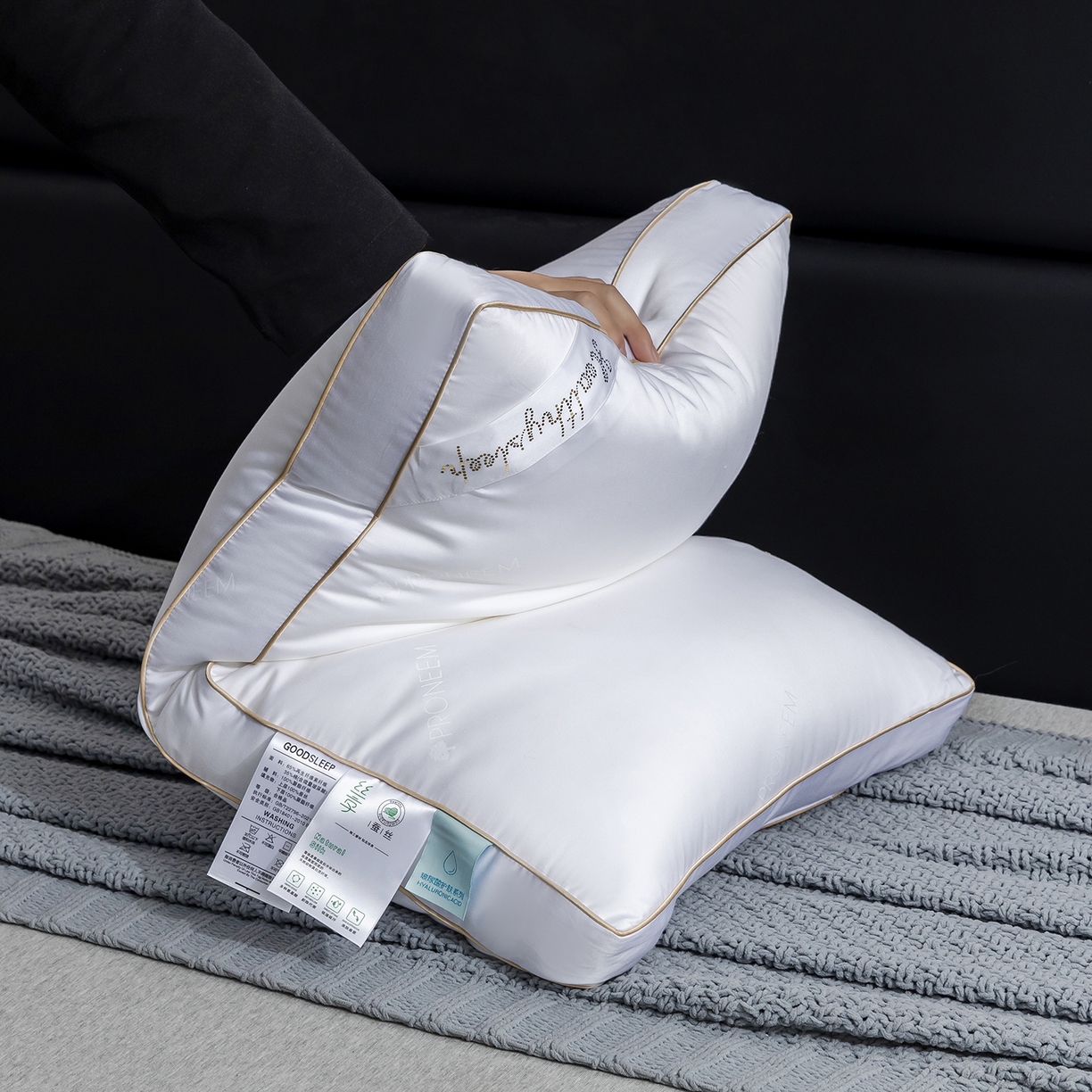 91家纺网 家纺一手货源 找家纺 （总）星芯合家纺 2025新款玻尿酸蚕丝立体养 颜枕枕头枕芯