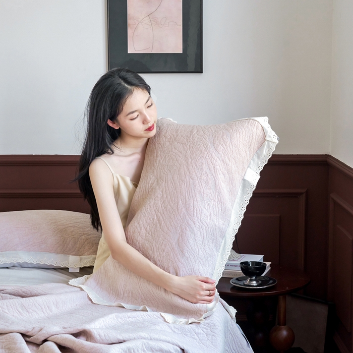 91家纺网 家纺一手货源 找家纺 棠薇家纺 2025新款花边款枕巾提花枕巾 花边知晓驼