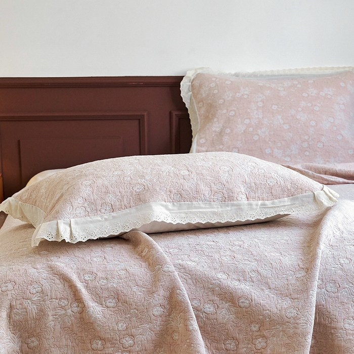91家纺网 家纺一手货源 找家纺 棠薇家纺 2025新款花边款枕巾提花枕巾 花边春意驼