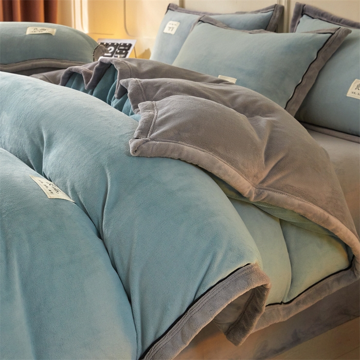 （总）慕木家纺 2025新款高克重简约无印风牛奶绒双拼四件套