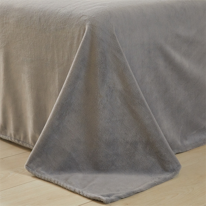 91家纺网 家纺一手货源 找家纺 慕木家纺 2025新款高克重简约无印风牛奶绒双拼四件套 双拼套件-豆沙+灰