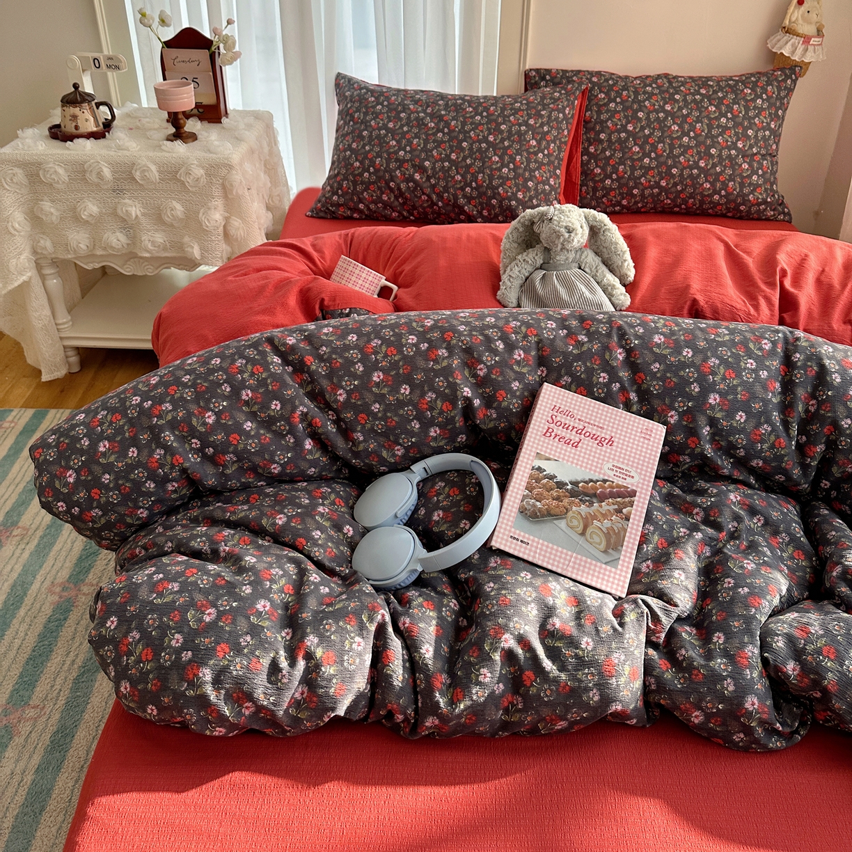 91家纺网 家纺一手货源 找家纺 （总）初念 2025新款敲可爱的奶呼呼云感双层纱简约四件套系列超级治愈~