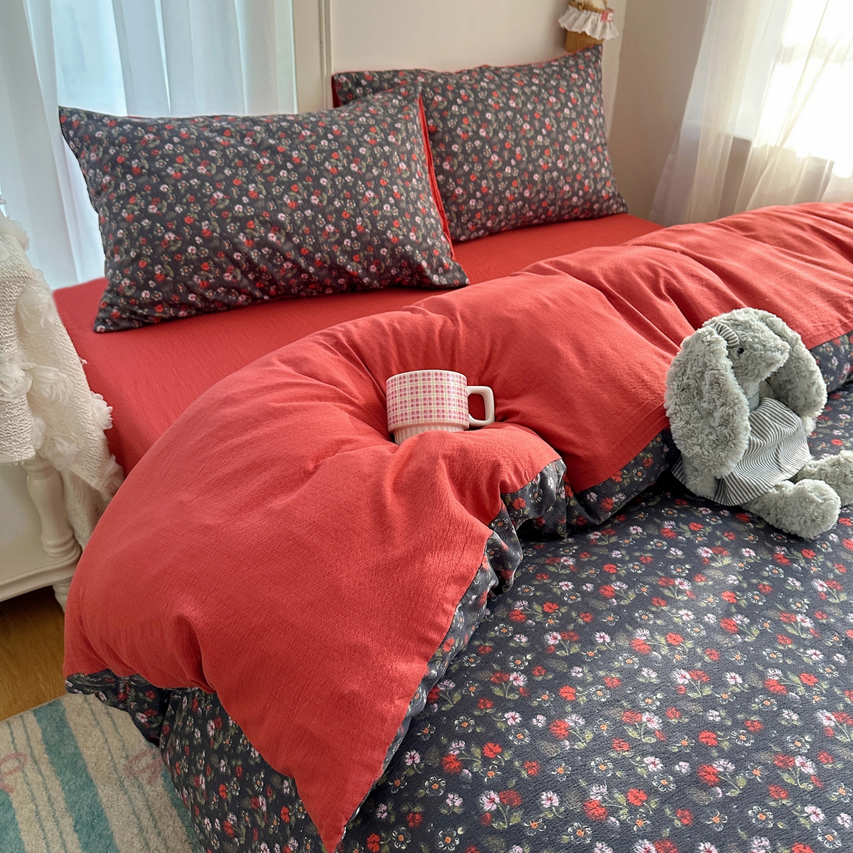 91家纺网 家纺一手货源 找家纺 （总）初念 2025新款敲可爱的奶呼呼云感双层纱简约四件套系列超级治愈~