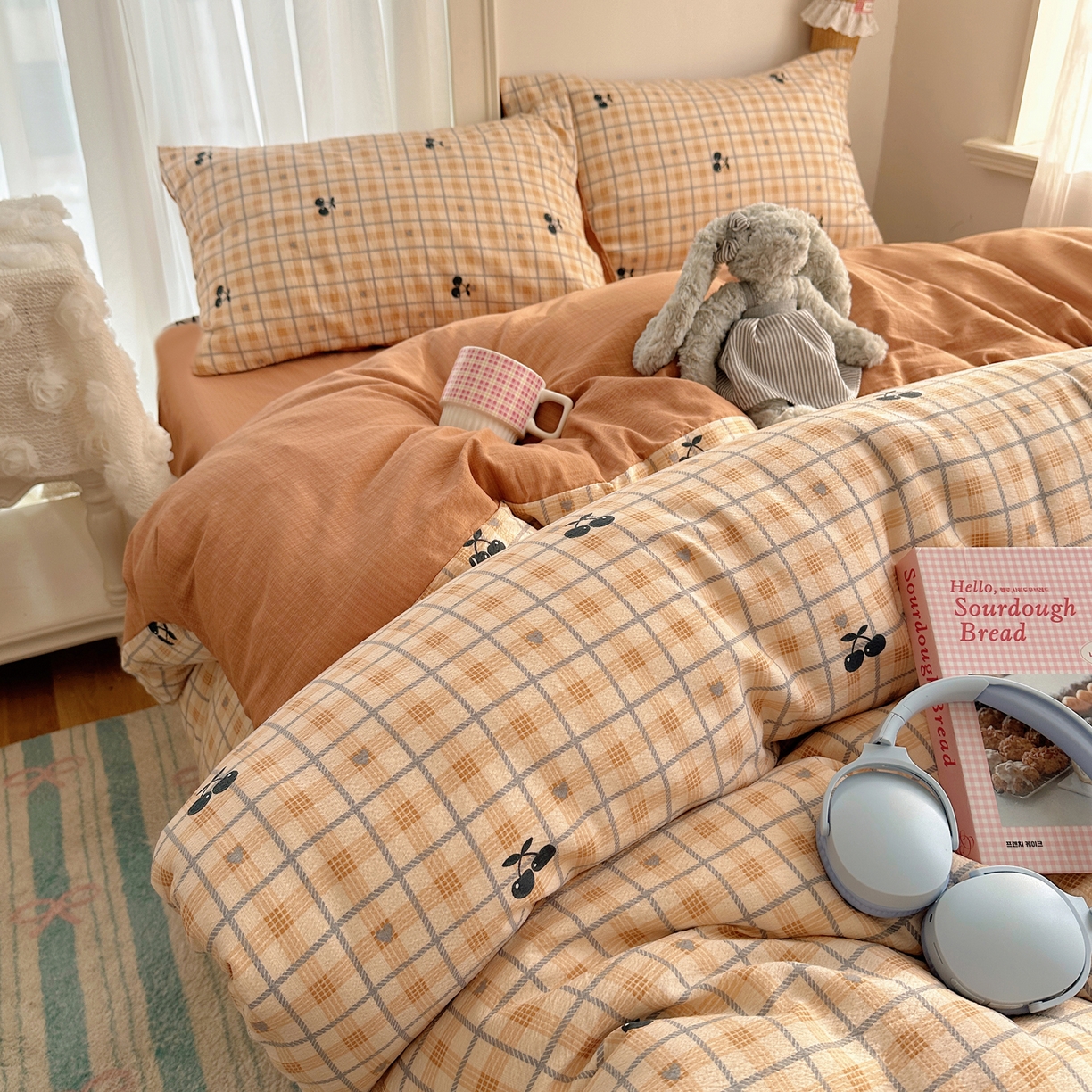 91家纺网 家纺一手货源 找家纺 （总）初念 2025新款敲可爱的奶呼呼云感双层纱简约四件套系列超级治愈~