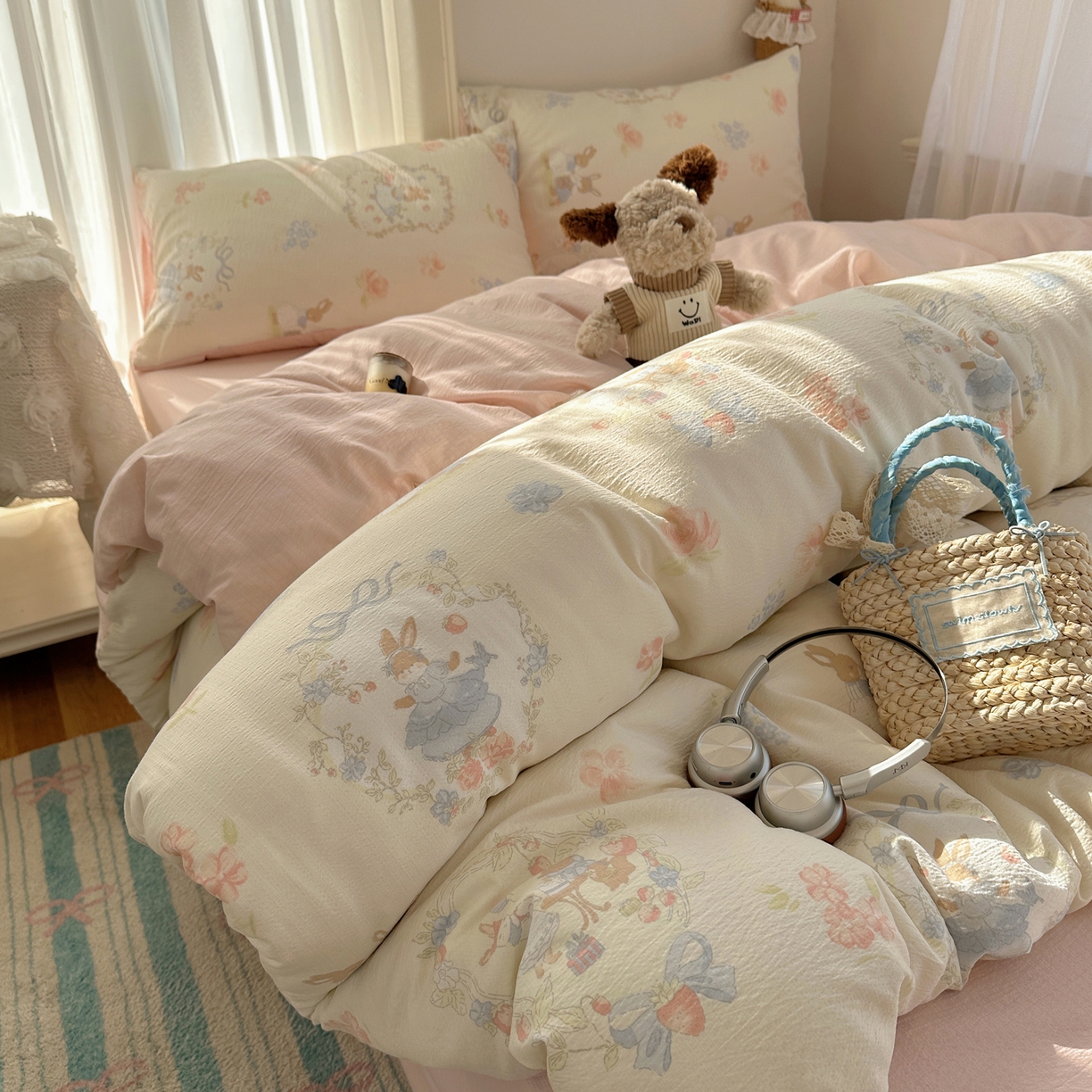 91家纺网 家纺一手货源 找家纺 （总）初念 2025新款敲可爱的奶呼呼云感双层纱简约四件套系列超级治愈~