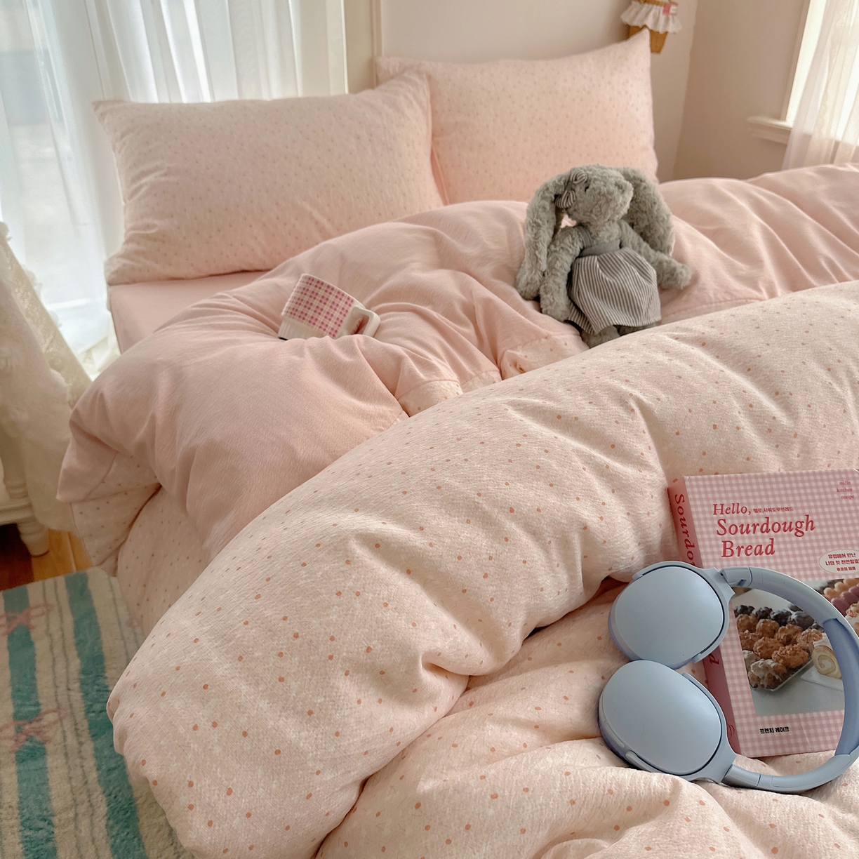 91家纺网 家纺一手货源 找家纺 （总）初念 2025新款敲可爱的奶呼呼云感双层纱简约四件套系列超级治愈~