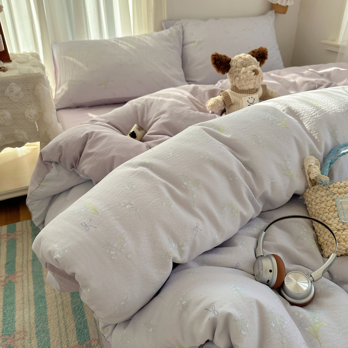 91家纺网 家纺一手货源 找家纺 初念 2025新款敲可爱的奶呼呼云感双层纱简约四件套系列超级治愈~ 铃兰结