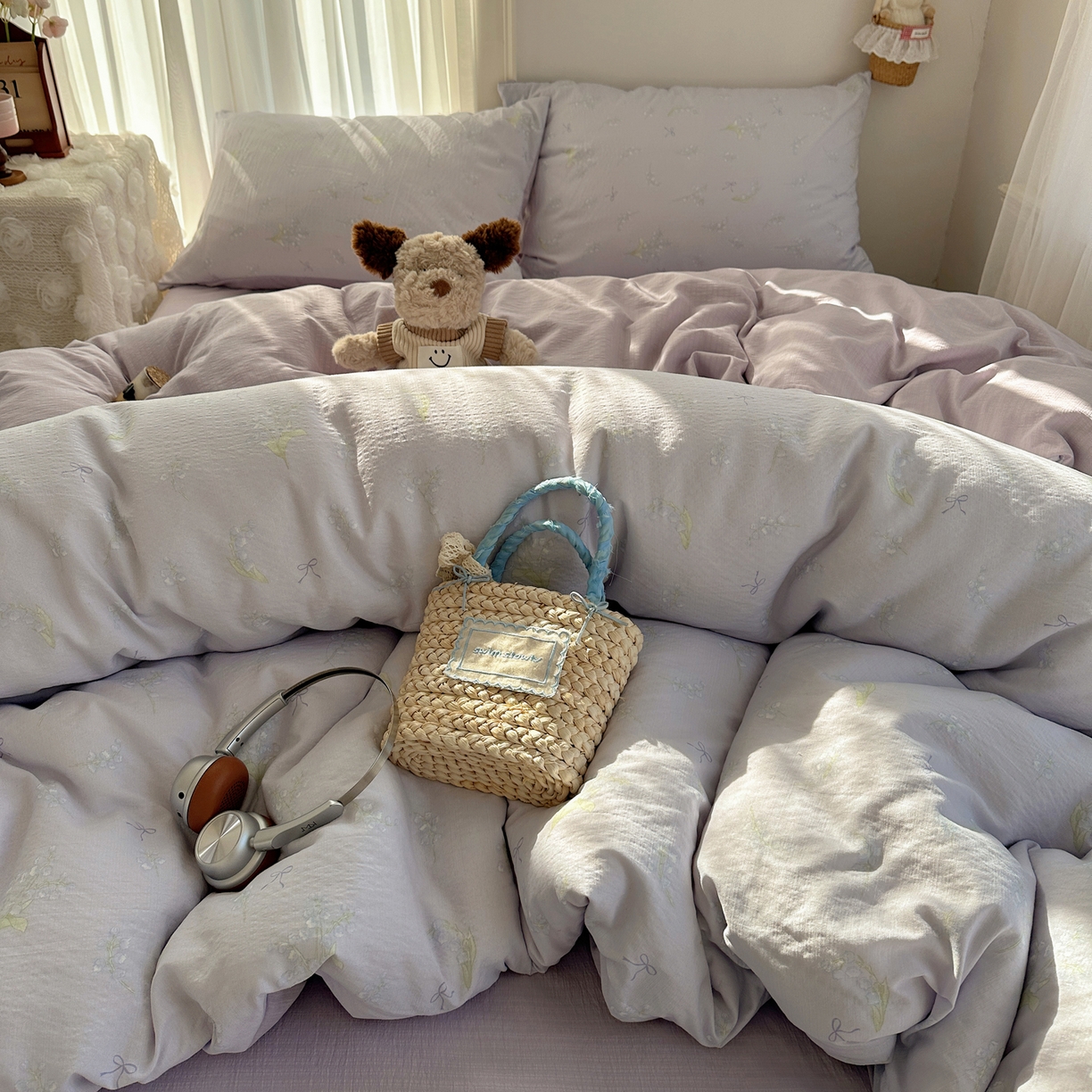 91家纺网 家纺一手货源 找家纺 初念 2025新款敲可爱的奶呼呼云感双层纱简约四件套系列超级治愈~ 铃兰结