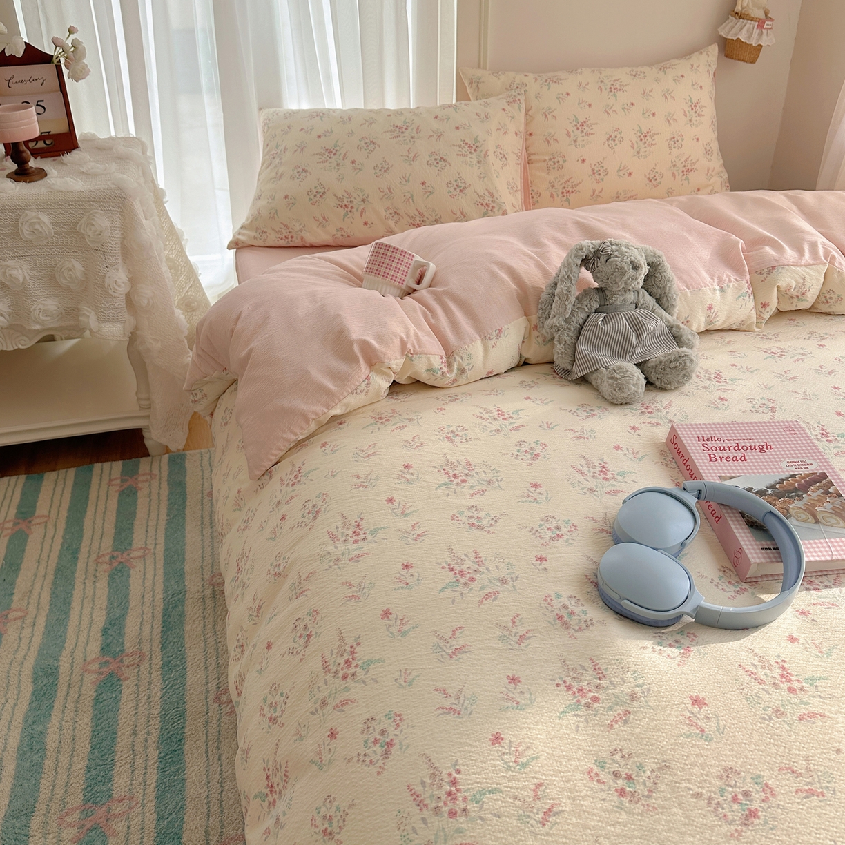 91家纺网 家纺一手货源 找家纺 初念 2025新款敲可爱的奶呼呼云感双层纱简约四件套系列超级治愈~ 奶昔甜糕