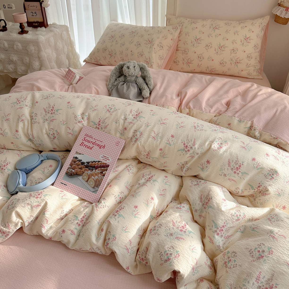 91家纺网 家纺一手货源 找家纺 初念 2025新款敲可爱的奶呼呼云感双层纱简约四件套系列超级治愈~ 奶昔甜糕