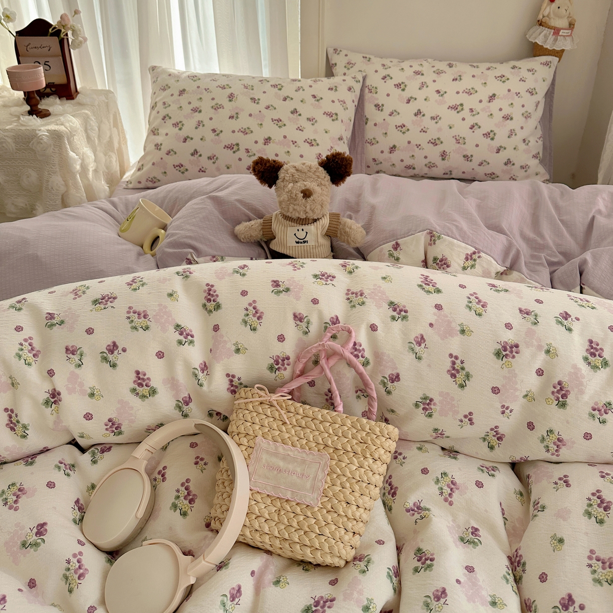 91家纺网 家纺一手货源 找家纺 初念 2025新款敲可爱的奶呼呼云感双层纱简约四件套系列超级治愈~ 葡萄多多