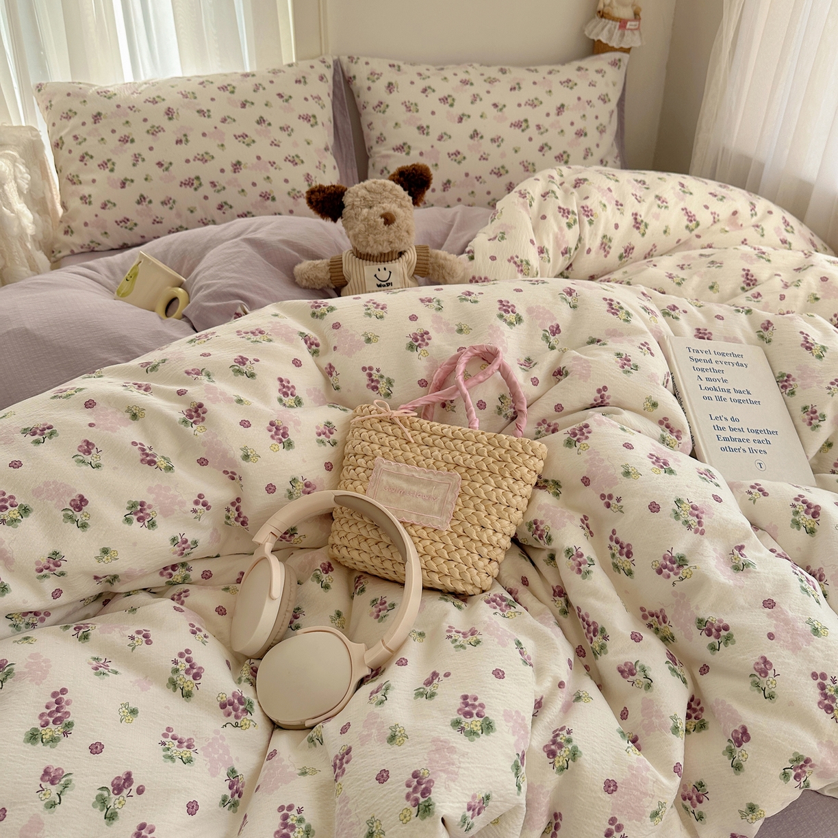 91家纺网 家纺一手货源 找家纺 初念 2025新款敲可爱的奶呼呼云感双层纱简约四件套系列超级治愈~ 葡萄多多