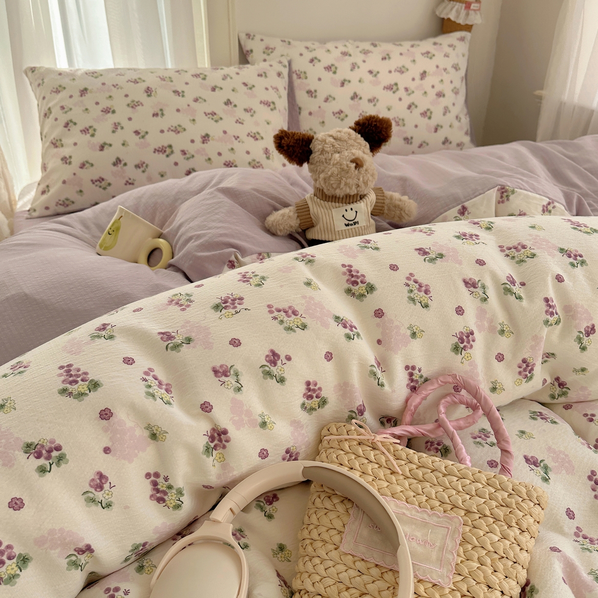 91家纺网 家纺一手货源 找家纺 初念 2025新款敲可爱的奶呼呼云感双层纱简约四件套系列超级治愈~ 葡萄多多