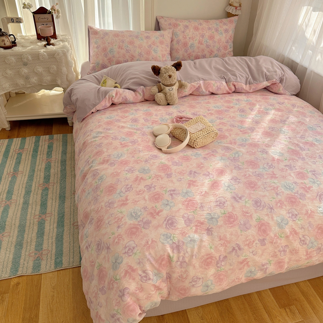 91家纺网 家纺一手货源 找家纺 初念 2025新款敲可爱的奶呼呼云感双层纱简约四件套系列超级治愈~ 烟紫