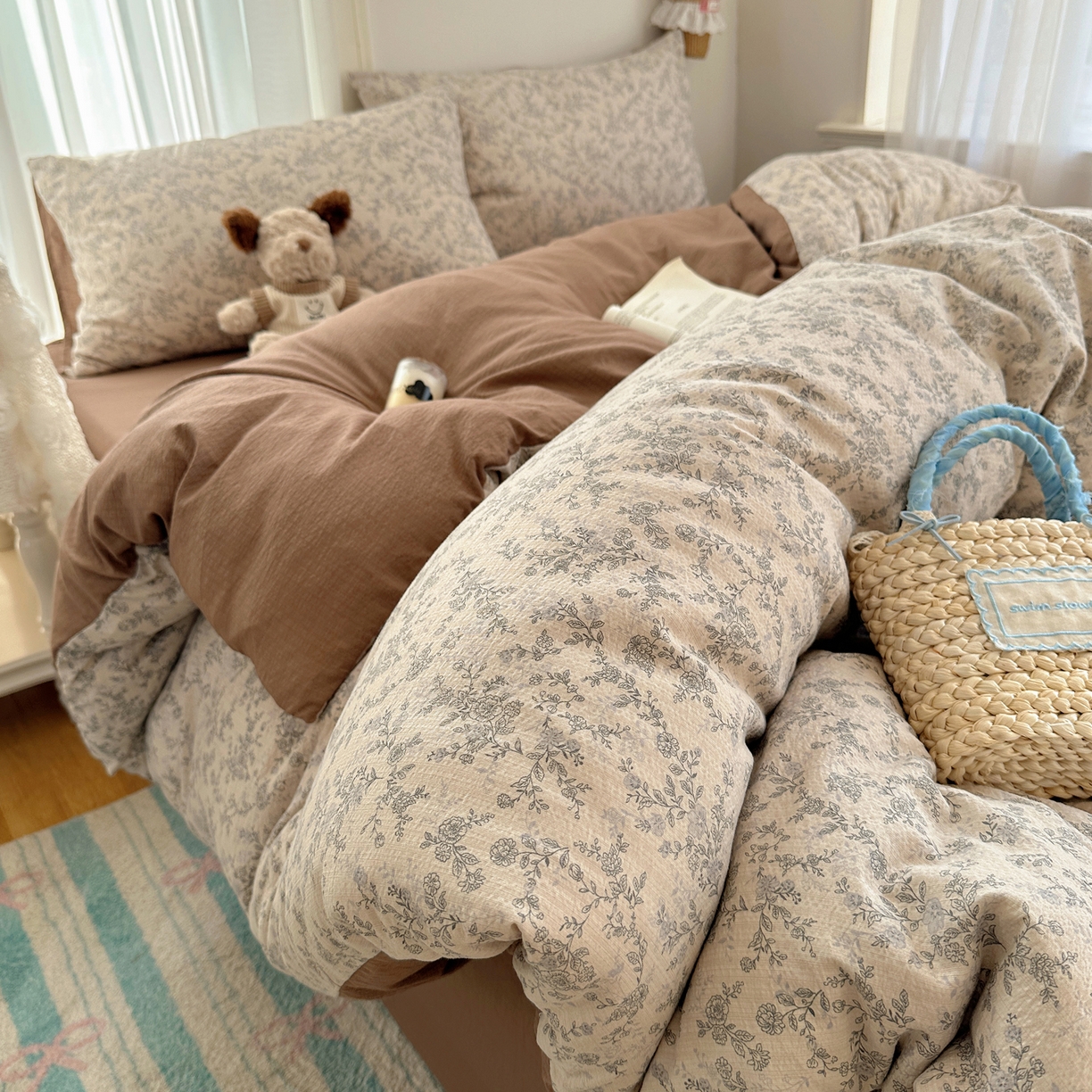 91家纺网 家纺一手货源 找家纺 初念 2025新款敲可爱的奶呼呼云感双层纱简约四件套系列超级治愈~ 竹歆花语