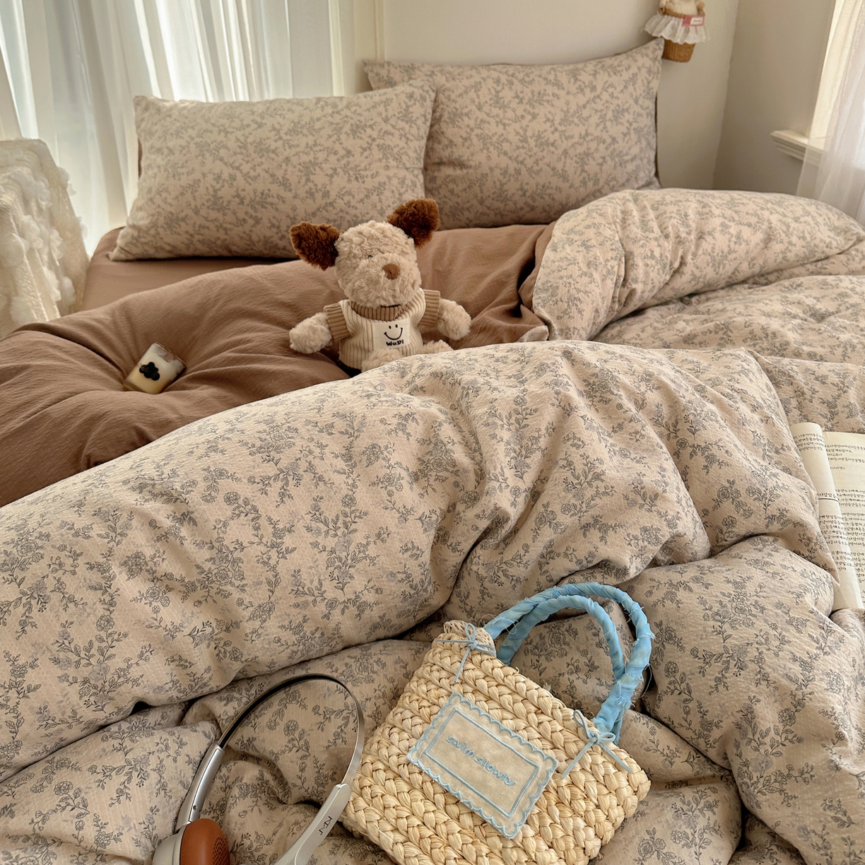 91家纺网 家纺一手货源 找家纺 初念 2025新款敲可爱的奶呼呼云感双层纱简约四件套系列超级治愈~ 竹歆花语