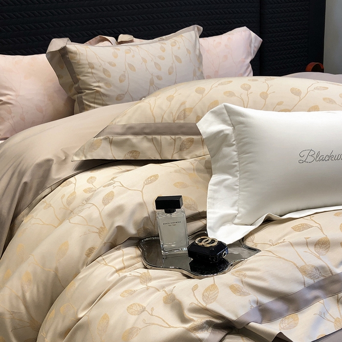 91家纺网 家纺一手货源 找家纺 黑白森林 2025新款50S高支天丝棉色织提花四件套 安露西-咖棕