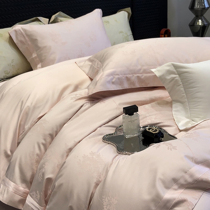 91家纺网 家纺一手货源 找家纺 黑白森林 2025新款50S高支天丝棉色织提花四件套 杜乐丽-蜜粉