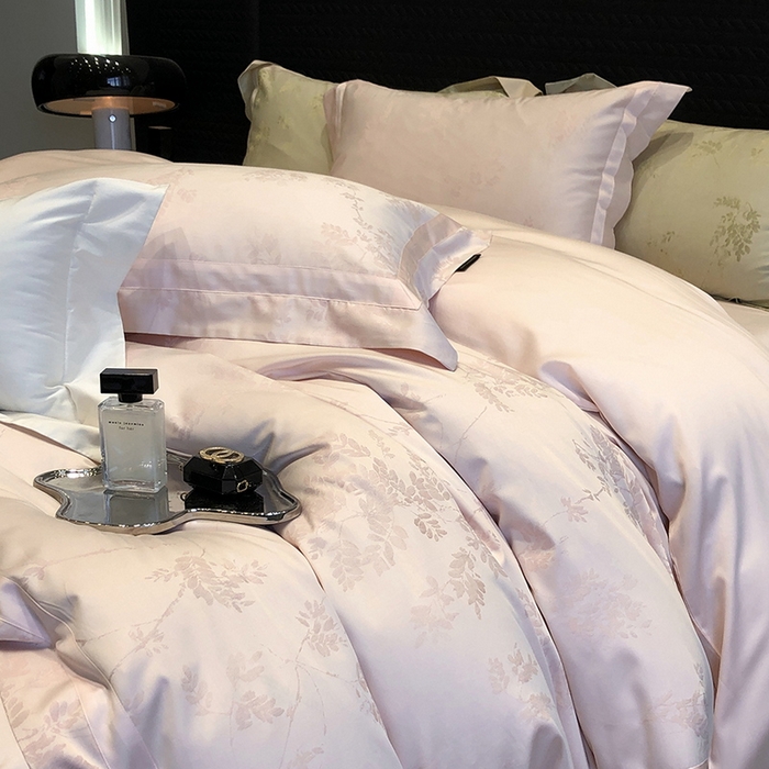 91家纺网 家纺一手货源 找家纺 黑白森林 2025新款50S高支天丝棉色织提花四件套 杜乐丽-蜜粉