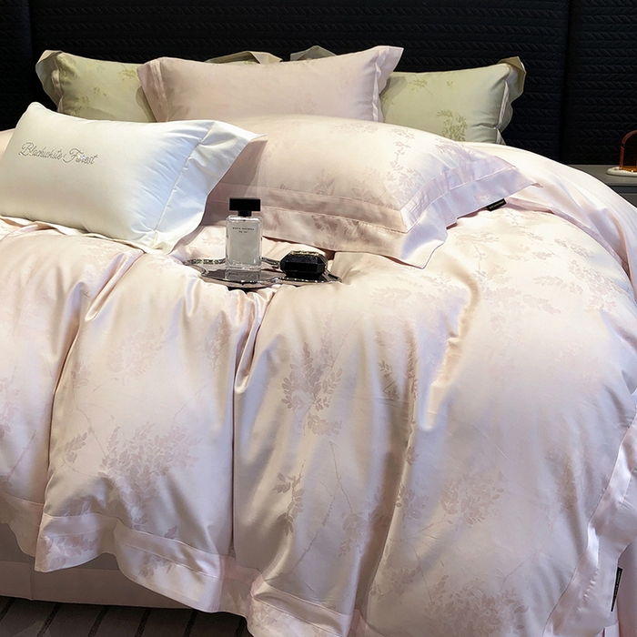 91家纺网 家纺一手货源 找家纺 黑白森林 2025新款50S高支天丝棉色织提花四件套 杜乐丽-蜜粉