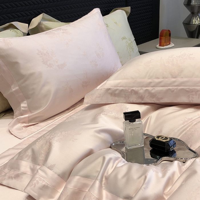 91家纺网 家纺一手货源 找家纺 黑白森林 2025新款50S高支天丝棉色织提花四件套 杜乐丽-蜜粉