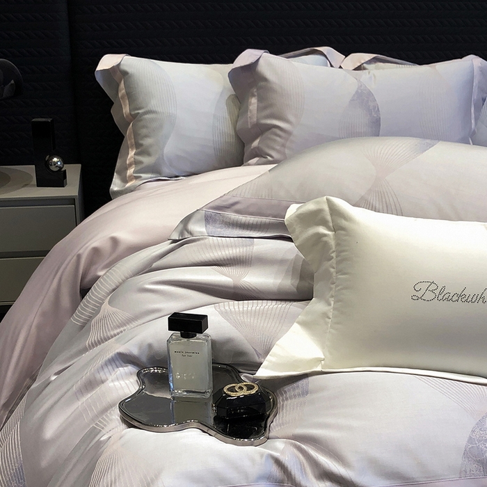 91家纺网 家纺一手货源 找家纺 黑白森林 2025新款50S高支天丝棉色织提花四件套 光之舞-柔紫