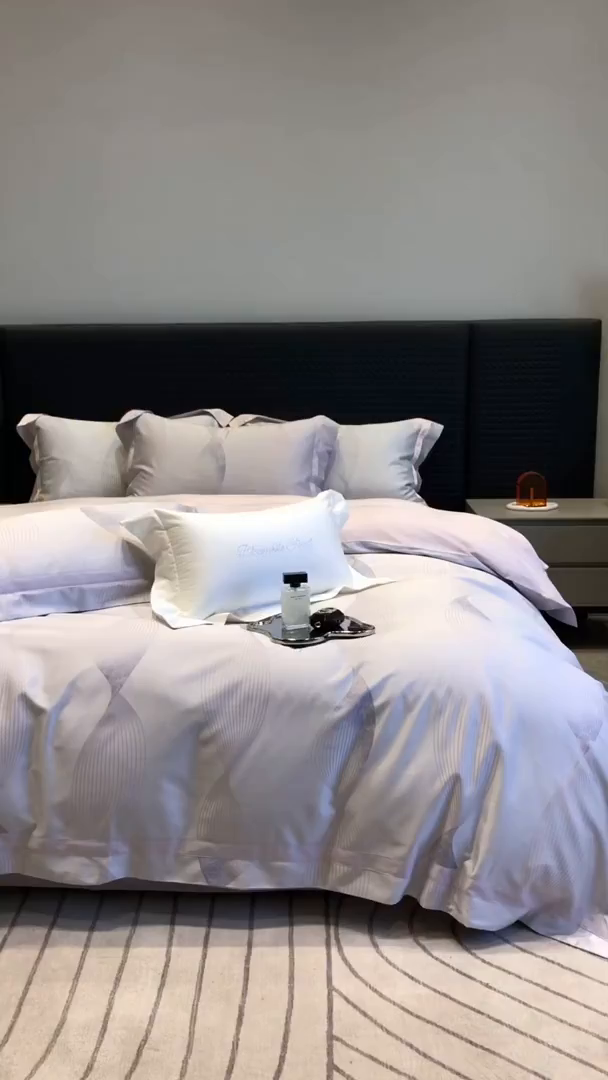 91家纺网 家纺一手货源 找家纺 黑白森林 2025新款50S高支天丝棉色织提花四件套 光之舞-柔紫