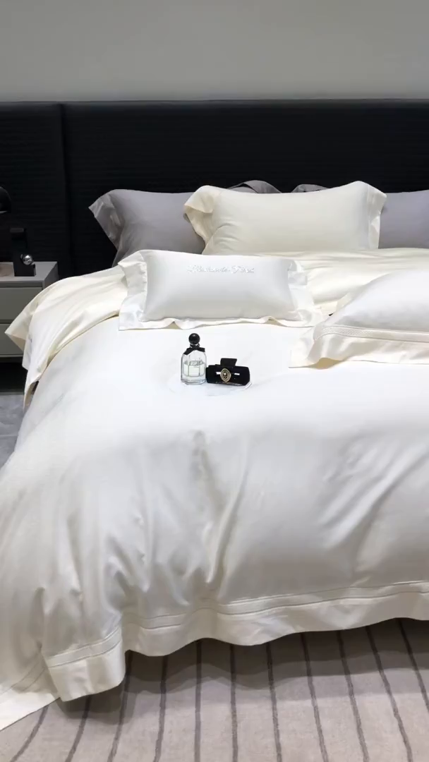 91家纺网 家纺一手货源 找家纺 （总）黑白森林 2025新款80S超细旦天丝棉提花四件套