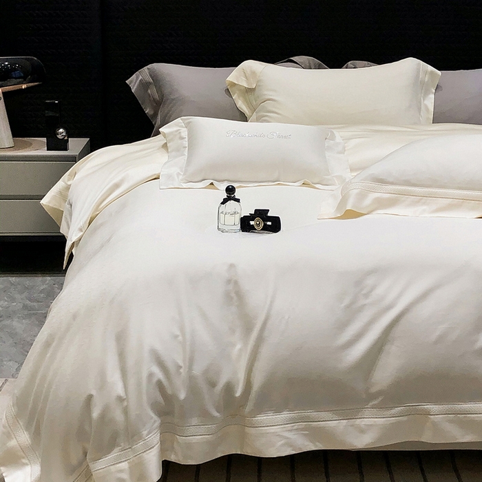 91家纺网 家纺一手货源 找家纺 黑白森林 2025新款80S超细旦天丝棉提花四件套 德尔尼-温婉白