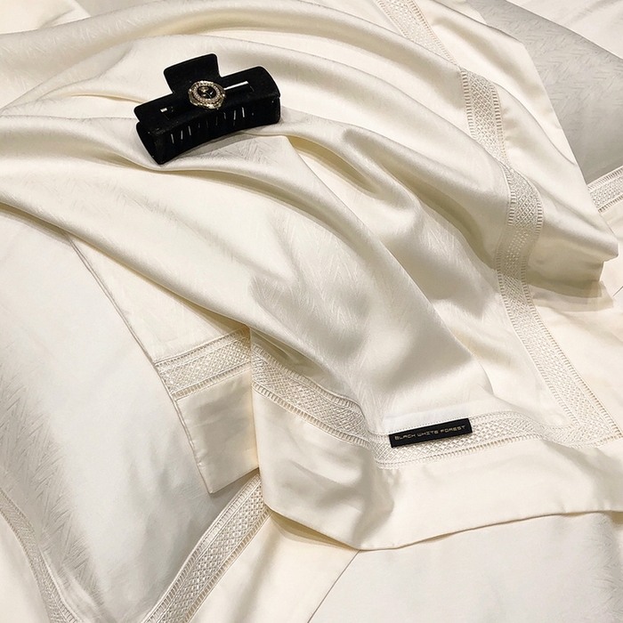 91家纺网 家纺一手货源 找家纺 黑白森林 2025新款80S超细旦天丝棉提花四件套 德尔尼-温婉白