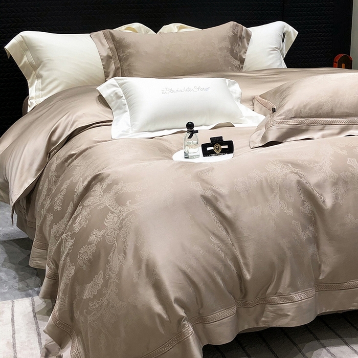 91家纺网 家纺一手货源 找家纺 黑白森林 2025新款80S超细旦天丝棉提花四件套 露华浓-雅典咖