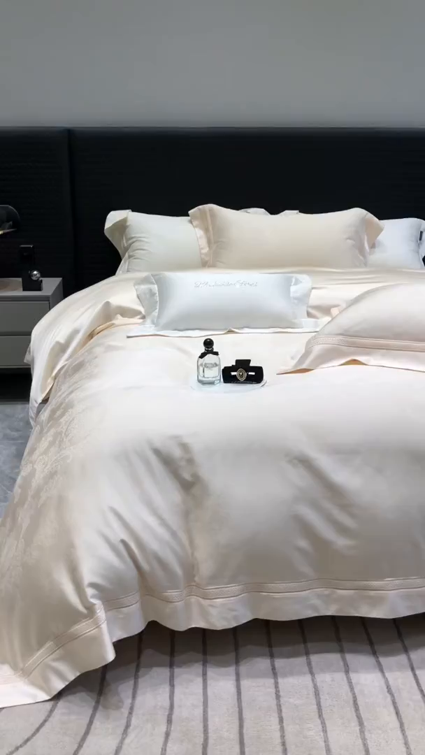 91家纺网 家纺一手货源 找家纺 黑白森林 2025新款80S超细旦天丝棉提花四件套 露华浓-云杏色