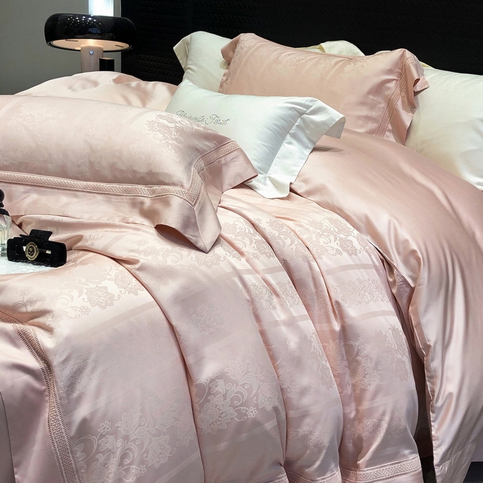 91家纺网 家纺一手货源 找家纺 黑白森林 2025新款80S超细旦天丝棉提花四件套 维奥拉-云黛粉