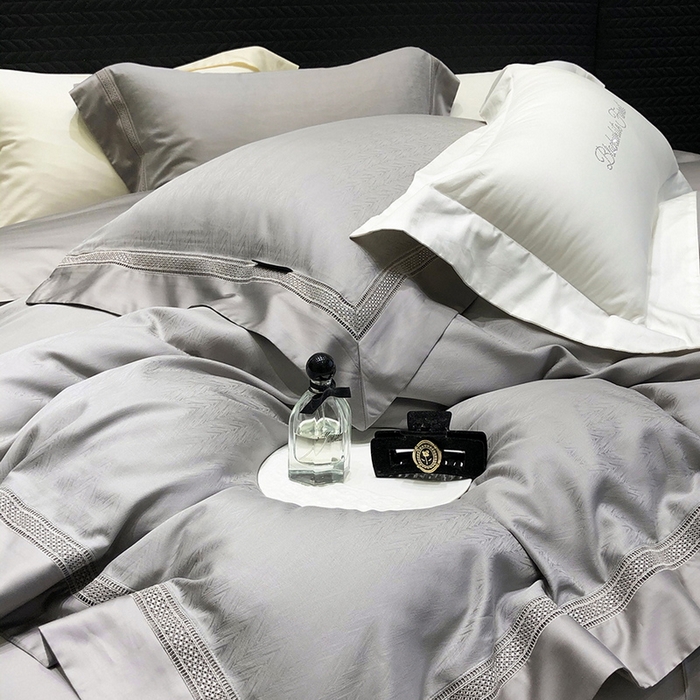 91家纺网 家纺一手货源 找家纺 （总）黑白森林 2025新款80S超细旦天丝棉提花四件套