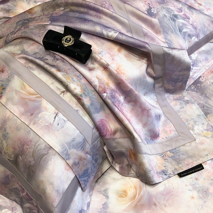 91家纺网 家纺一手货源 找家纺 黑白森林 2025新款高支天丝棉数码印花 套件系列四件套 爱丁堡花园-紫