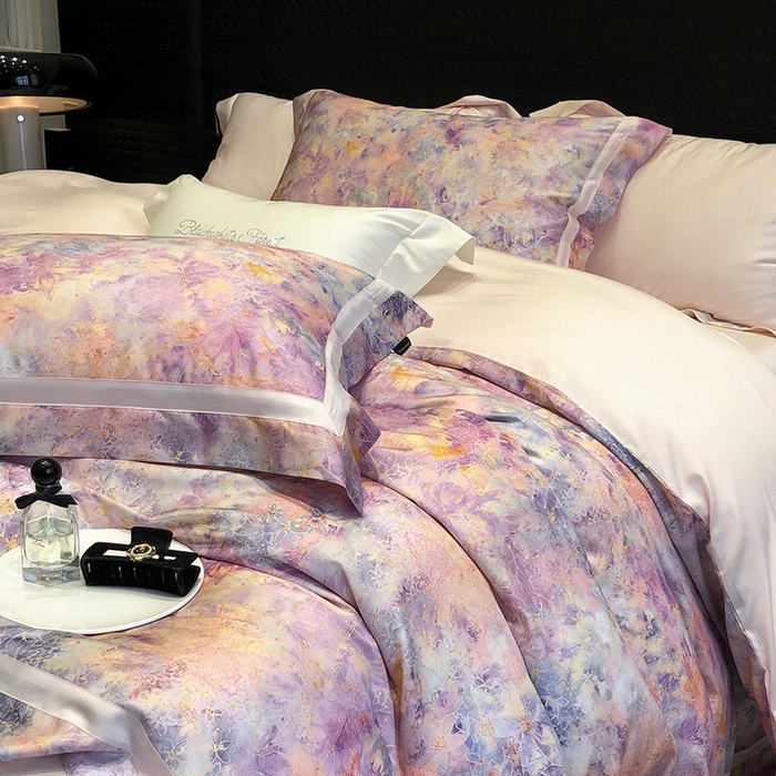 91家纺网 家纺一手货源 找家纺 黑白森林 2025新款高支天丝棉数码印花 套件系列四件套 梦幻之境-粉