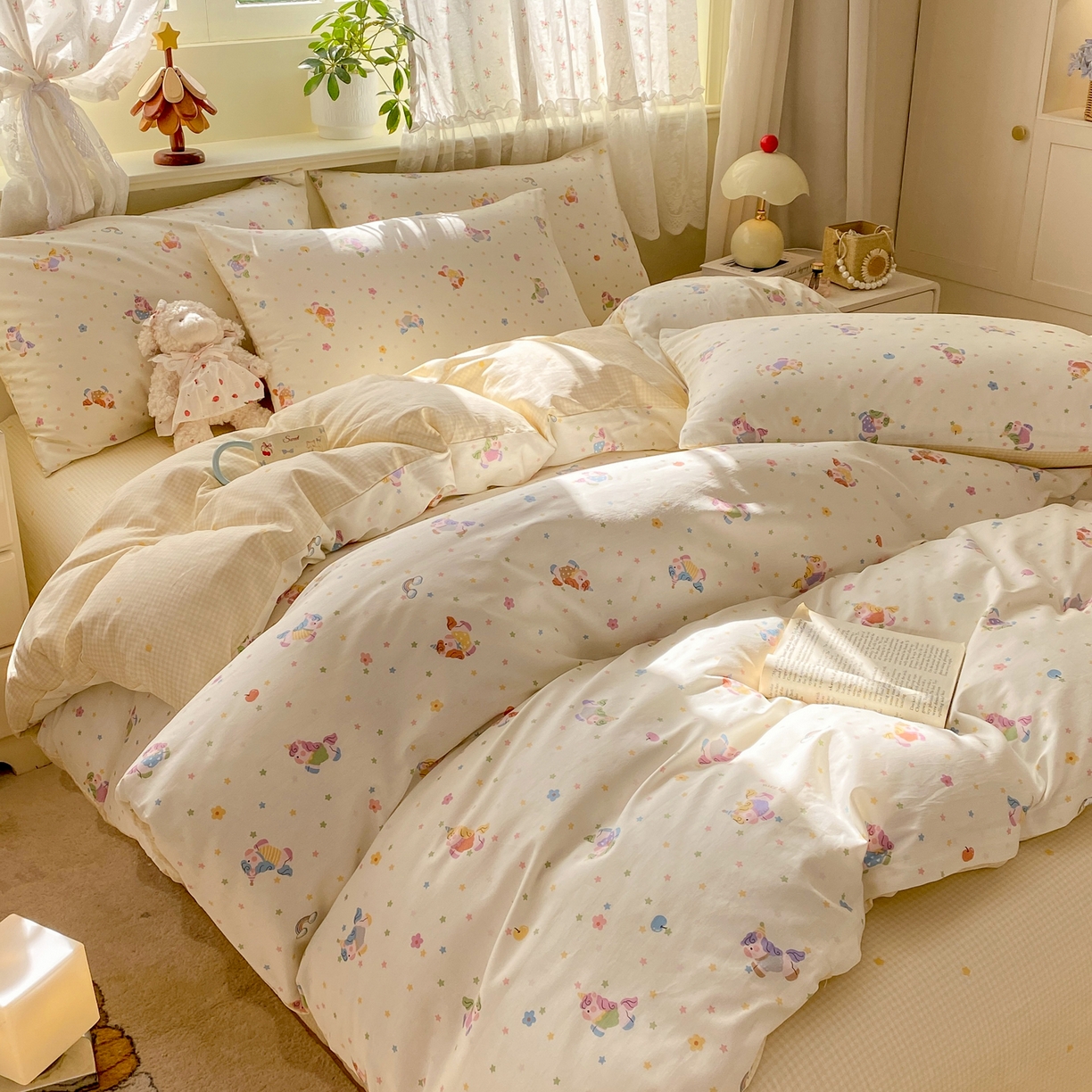 91家纺网 家纺一手货源 找家纺 红日子纺织品 2026新款12868纯棉全棉印花卡通系列四件套 彩虹小马